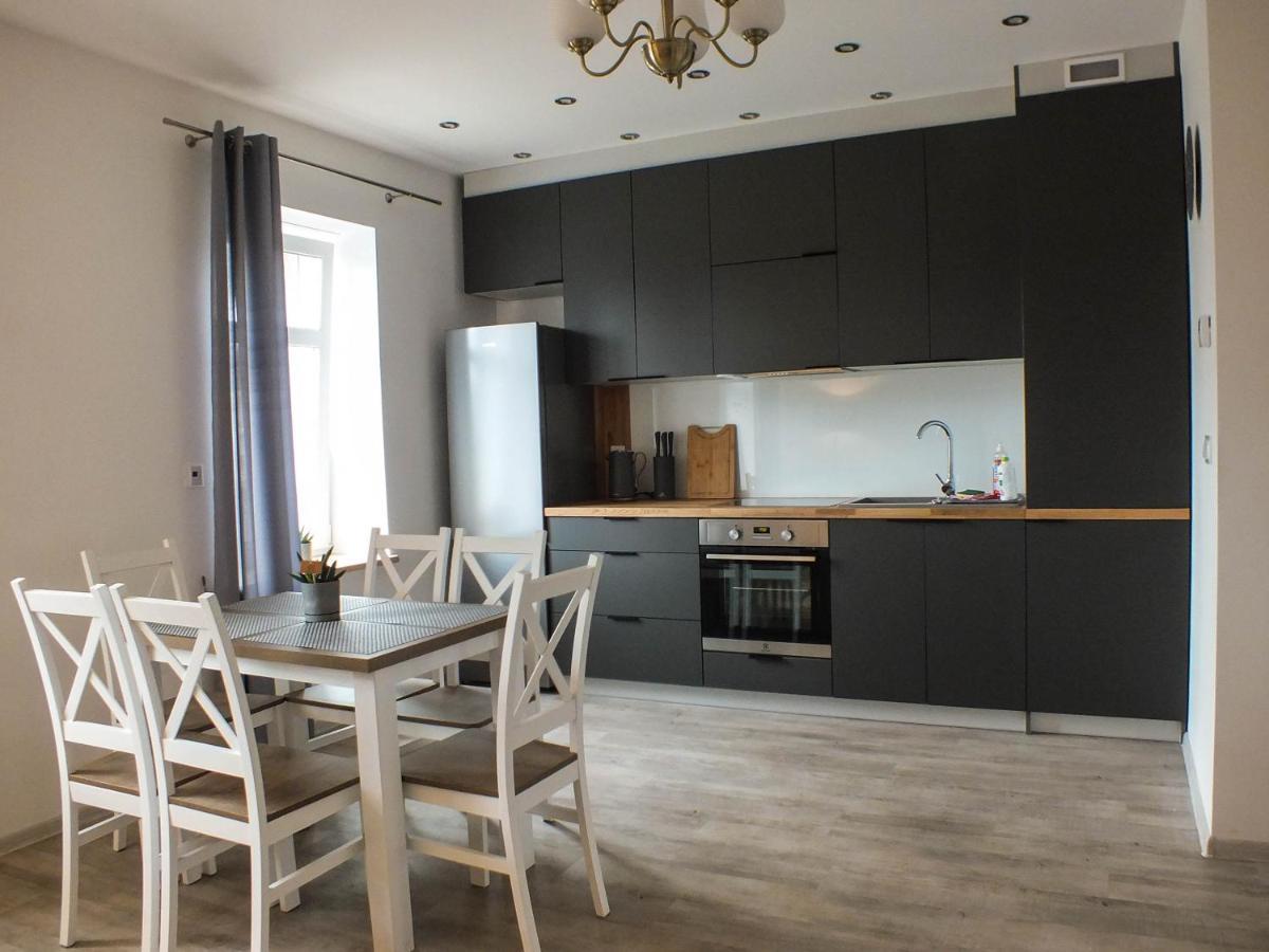 Apartament Plac Piastowski 1 Jelenia Gora Bagian luar foto