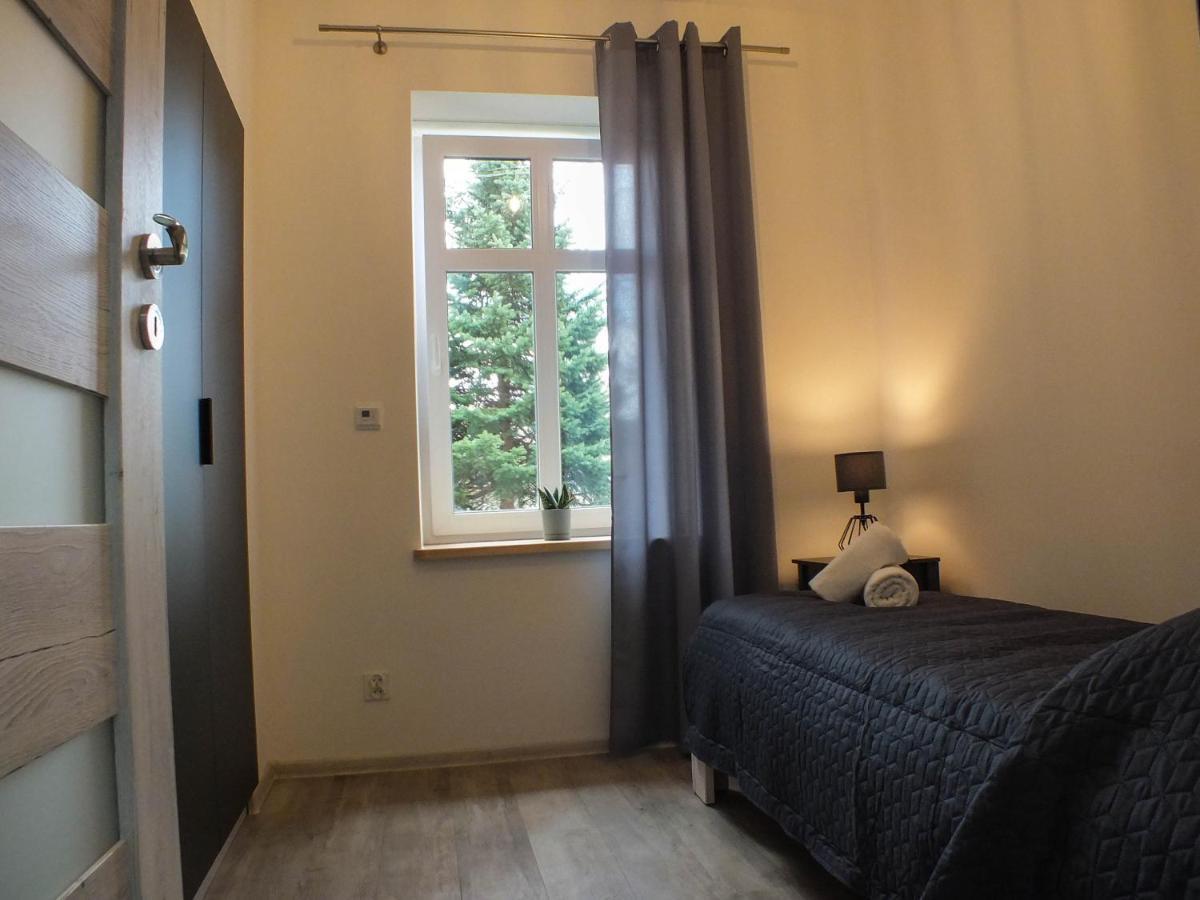 Apartament Plac Piastowski 1 Jelenia Gora Bagian luar foto
